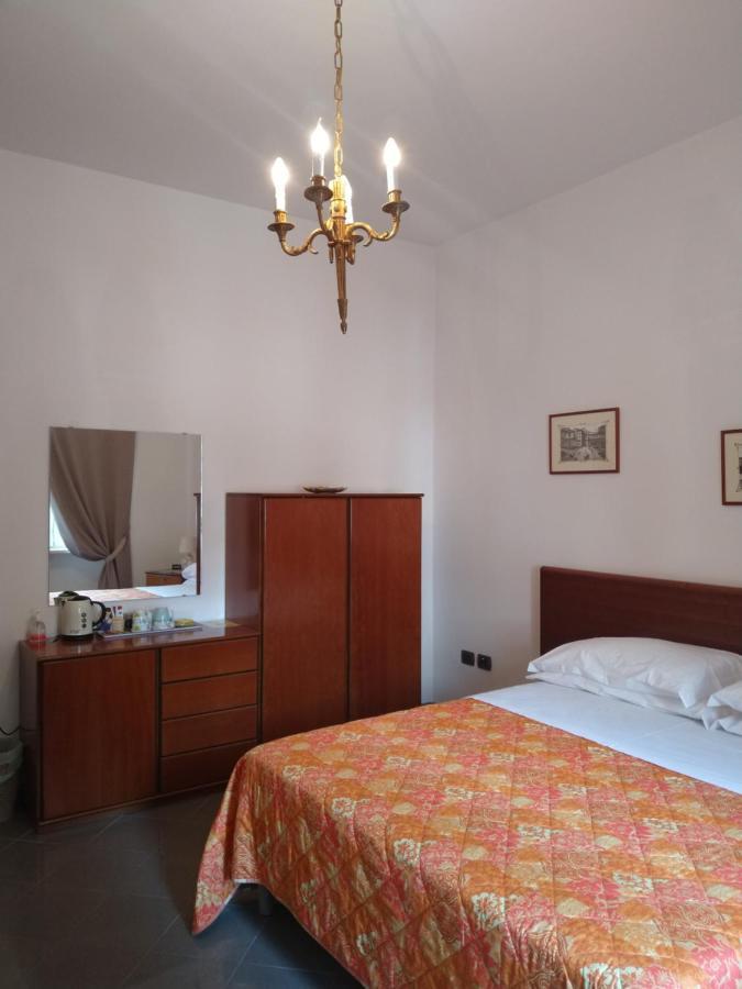 B&B Galileo Naples Exterior photo