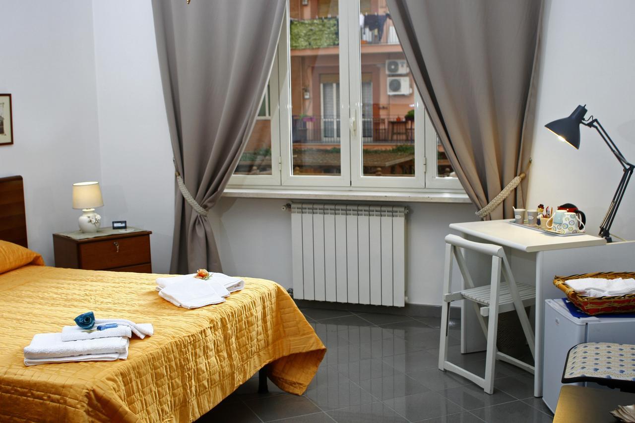 B&B Galileo Naples Exterior photo